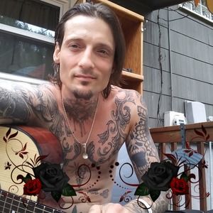 Meet your Posher, Leo